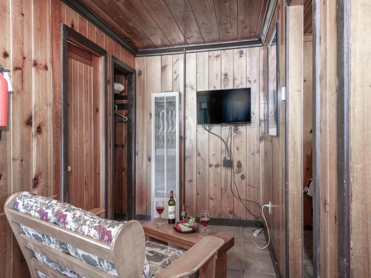 Tiny Two, 2 Bedrooms, Midtown, Sleeps 4 Ruidoso Εξωτερικό φωτογραφία
